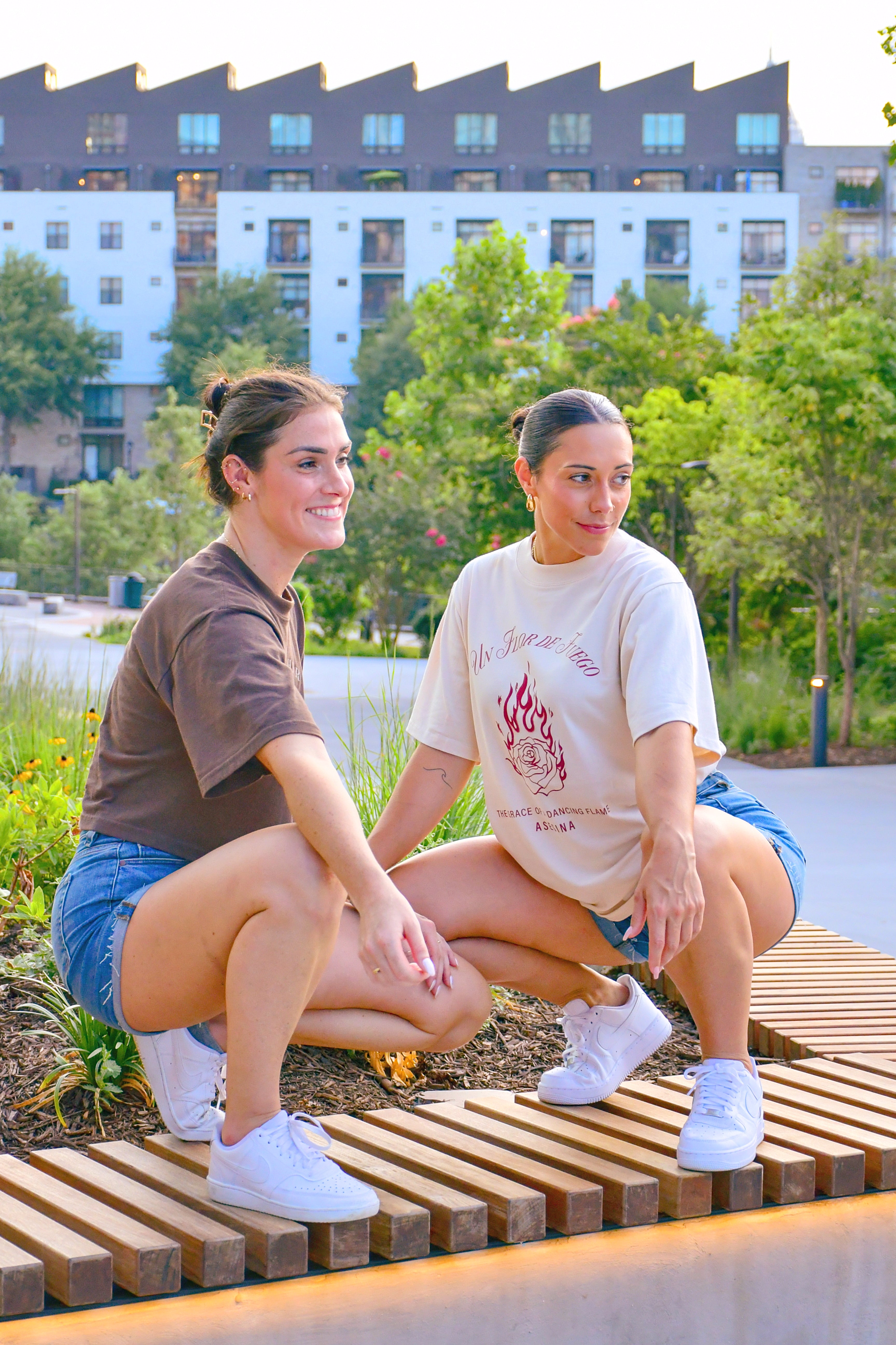 Flor de Fuego Tee
